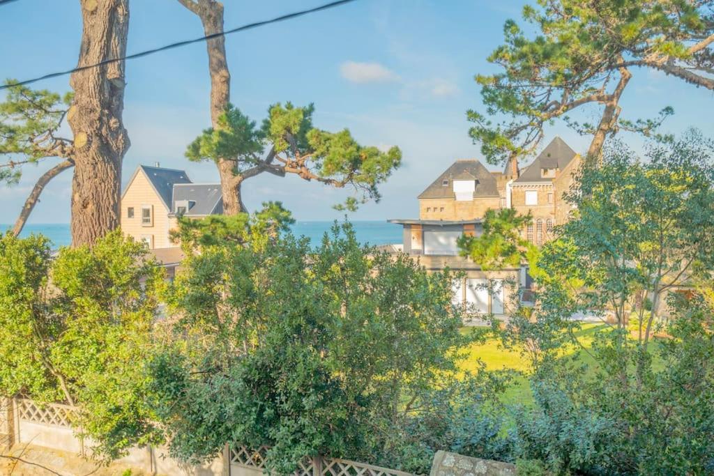 La Mer A Vos Pieds, La Plage A 50M Dinard Exterior foto